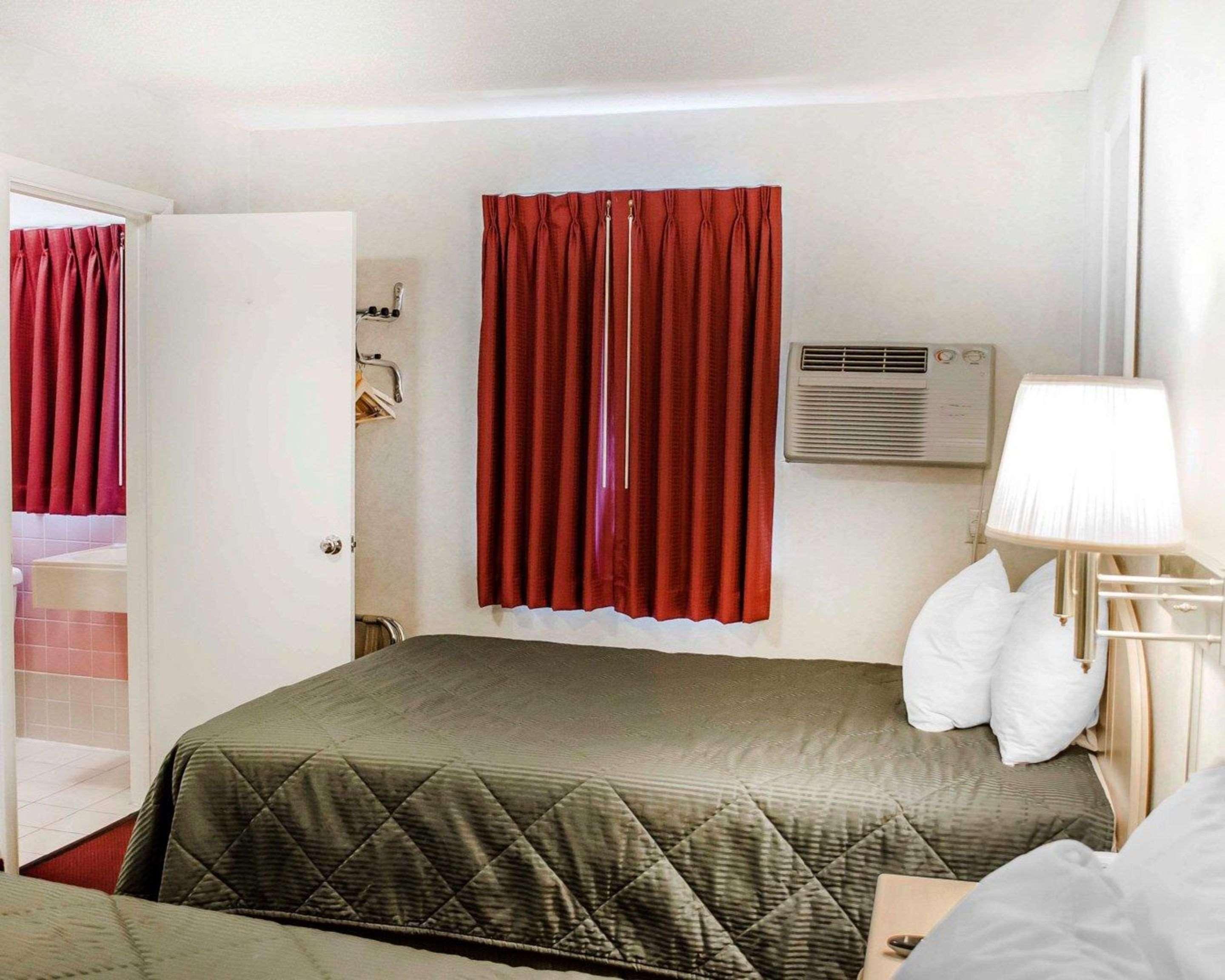 Rodeway Inn Dillsburg Eksteriør bilde